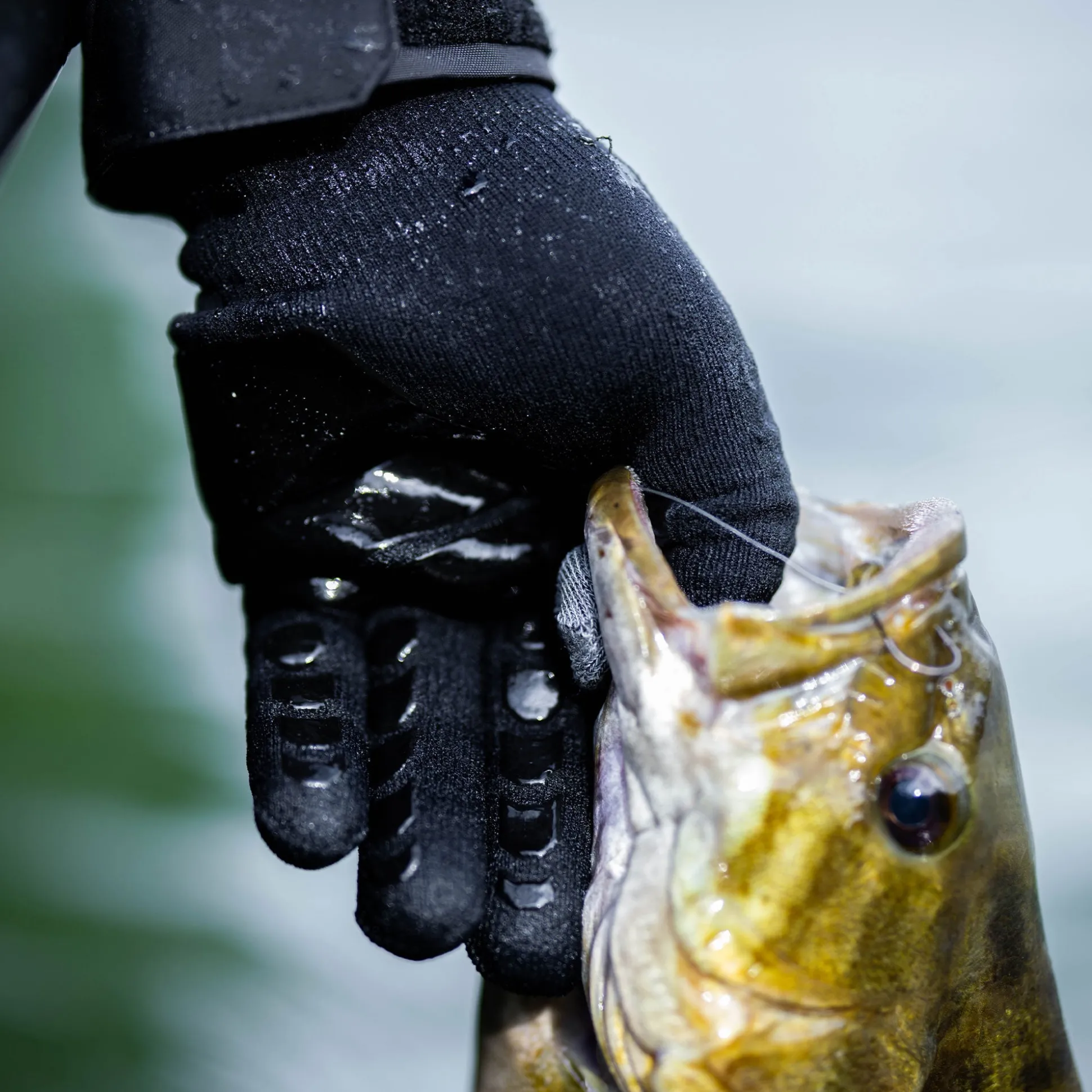 Breakwater Waterproof Fishing Gloves| AFTCO