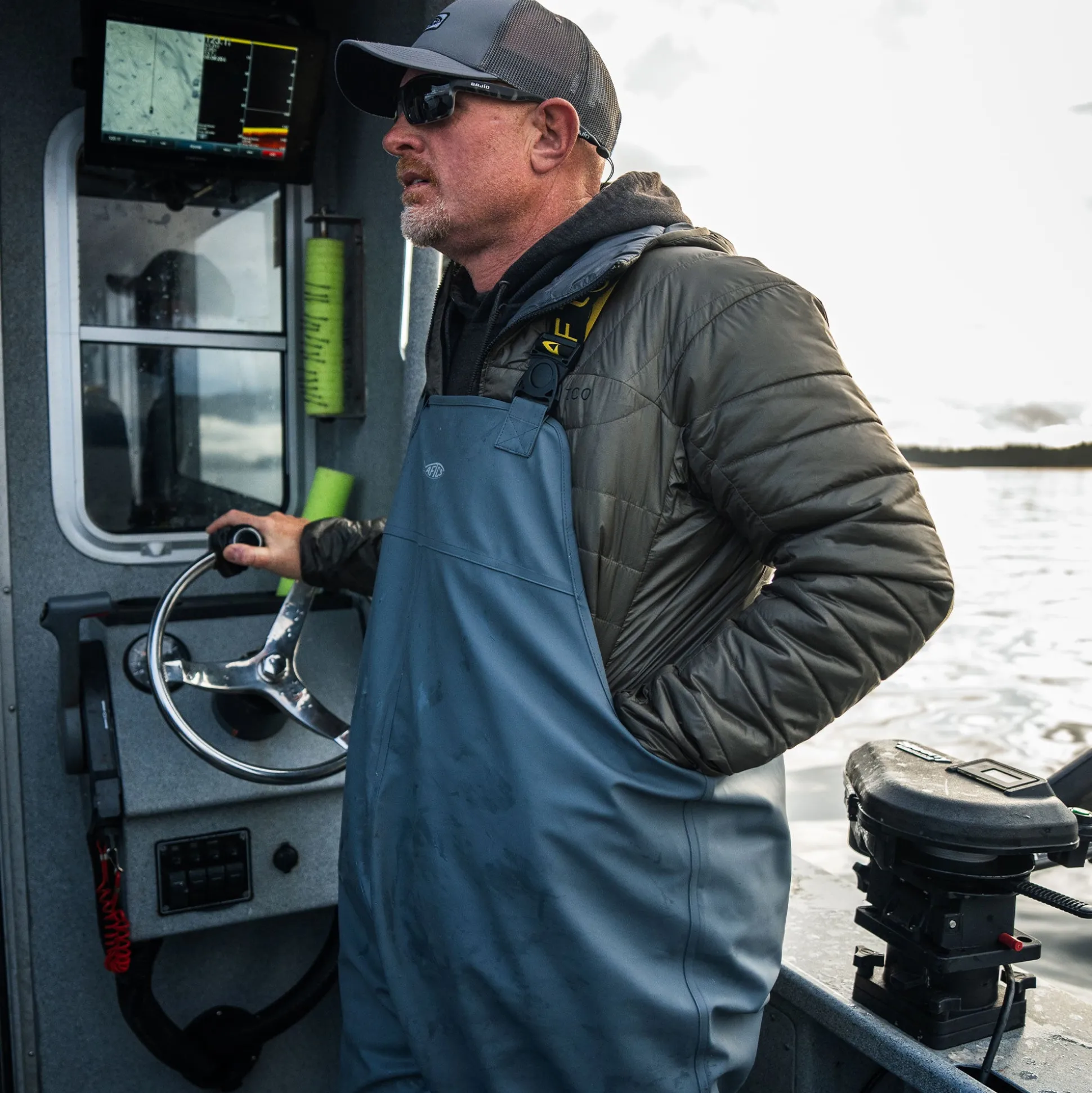 Deep Set Waterproof Fishing Bibs | AFTCO