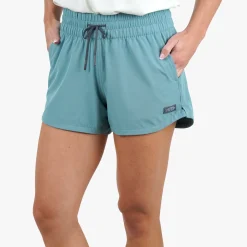 Women's Strike Shorts | AFTCO